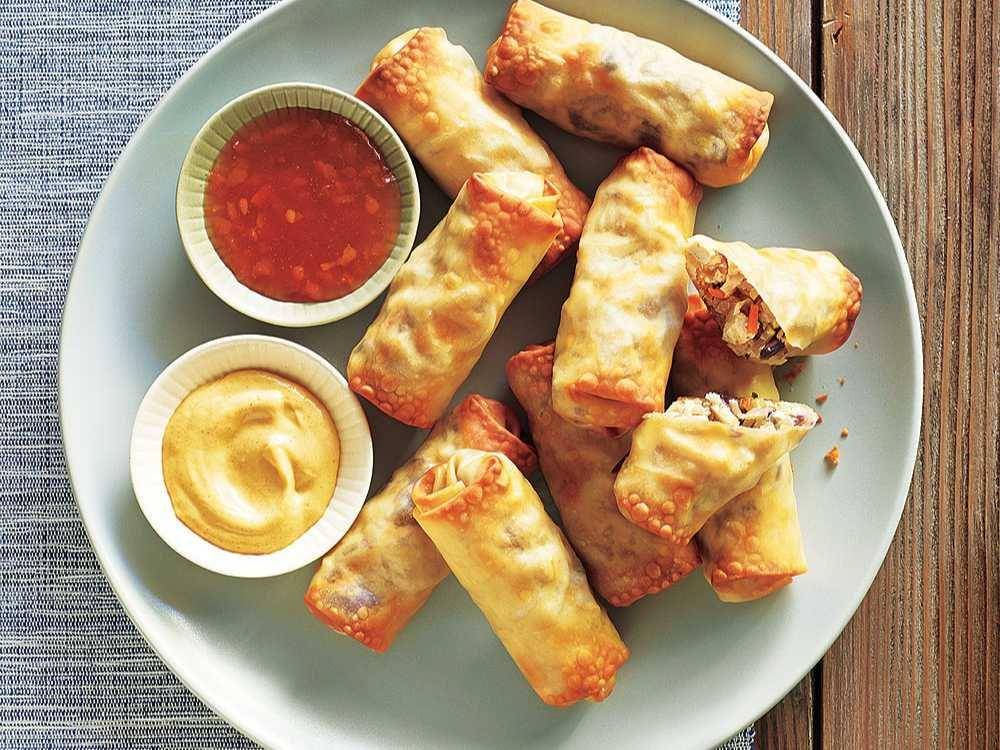 ilustrasi egg roll tofu (myrecipes.com/ANNABELLE BREAKEY)