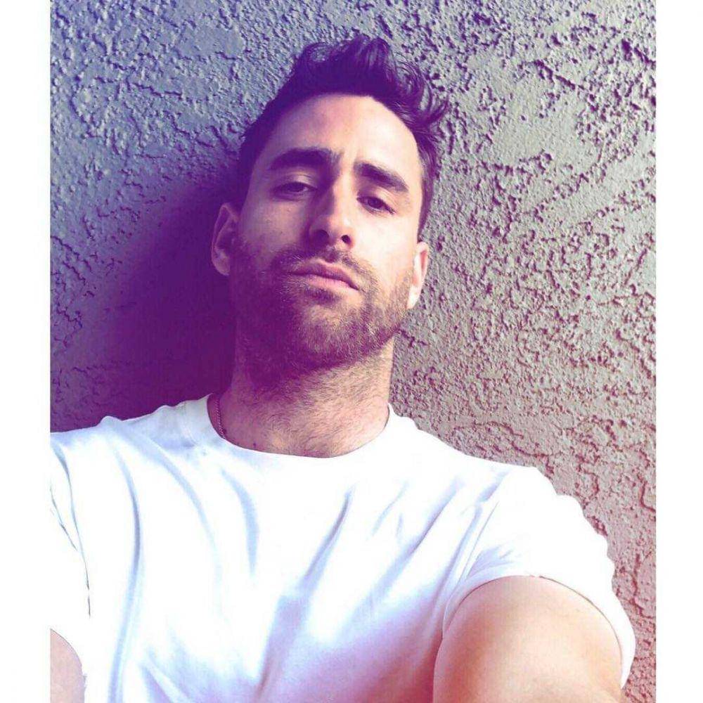 Oliver Jackson-Cohen (instagram.com/ojacksoncohen)