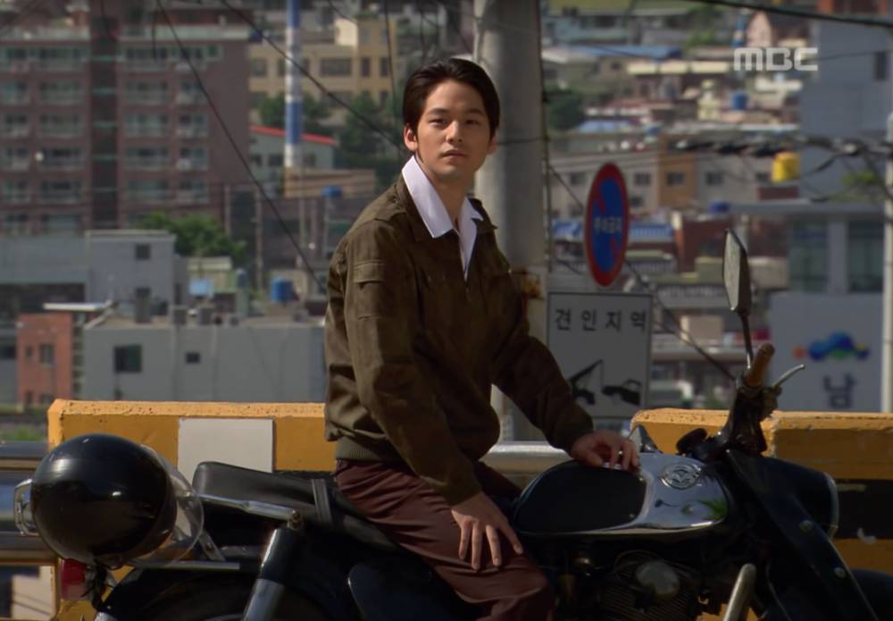 Kim Bum dalam East of Eden (2008) sebagai Dong Chul muda (youtube/MBC)