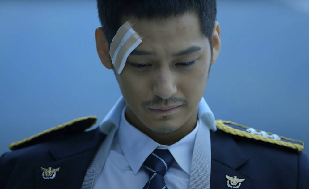 Kim Bum sebagai detektif di Hidden Identity (youtube.com/ Stone Music Entertainment)