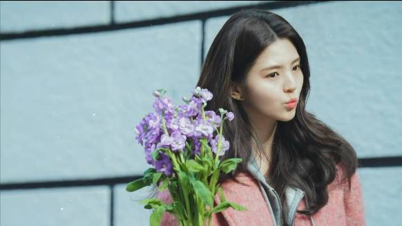 Han So Hee di cuplikan drama Soundtrack #1 (instagram.com/xanadu_ent_official)