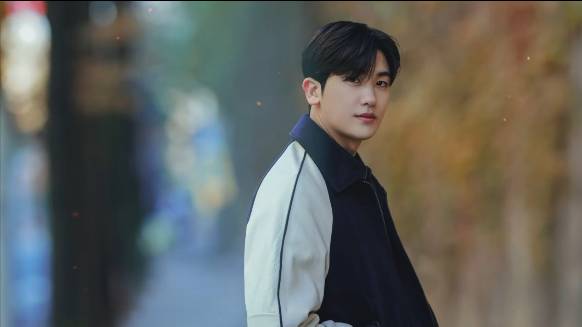 Park Hyung Sik di cuplikan drama Soundtrack #1 (instagram.com/xanadu_ent_official)