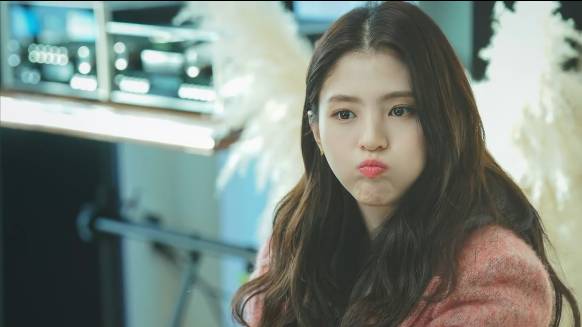 Han So Hee di cuplikan drama Soundtrack #1 (instagram.com/xanadu_ent_official)
