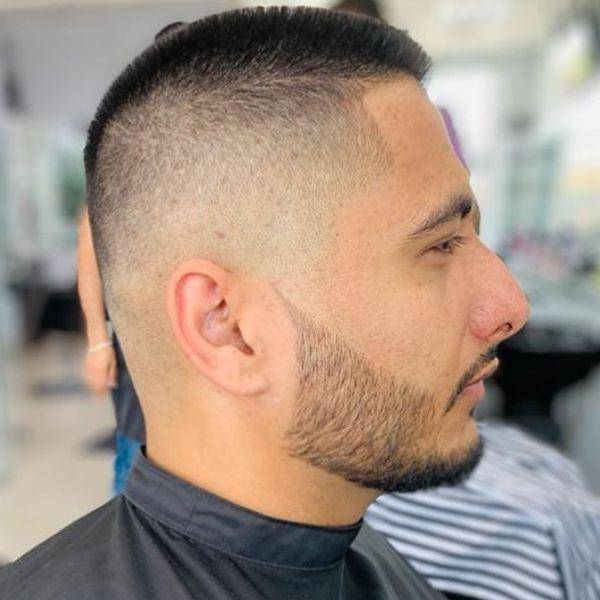 Ilustrasi model buzz cut fade (instagram.com/cloud9.salon)