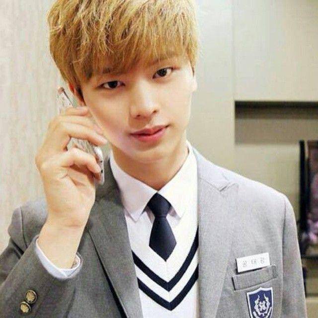Yook Sung Jae di drama School 2015 (instagram.com/schooll_2015)