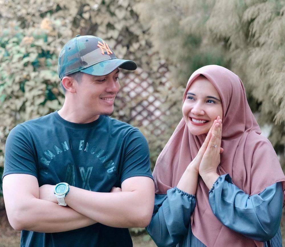 Irwansyah dan Zaskia Sungkar (instagram.com/irwansyah_15/)