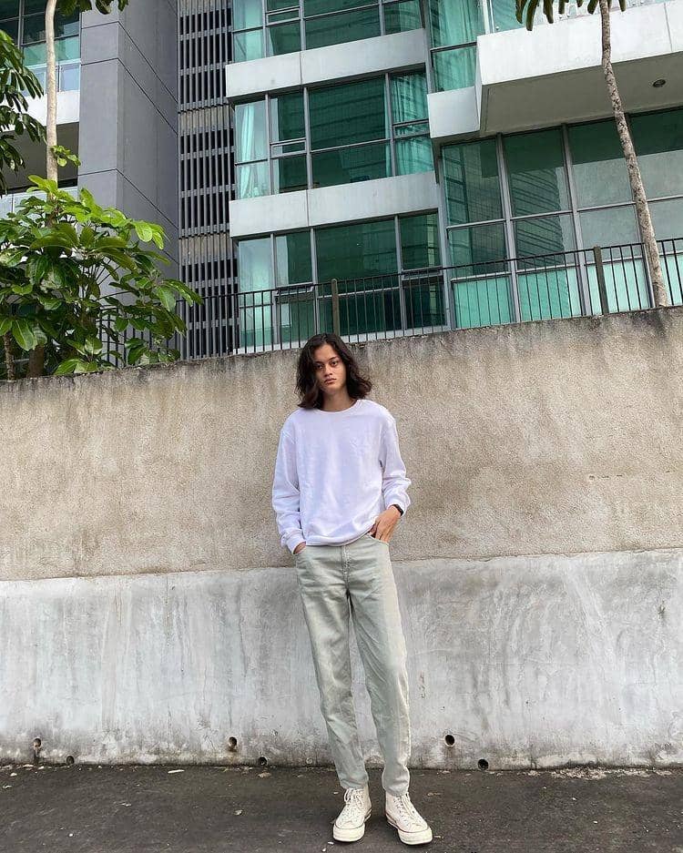 Ide padu padan ala model pria Rizal Rama (instagram.com/rizal_ramaa)