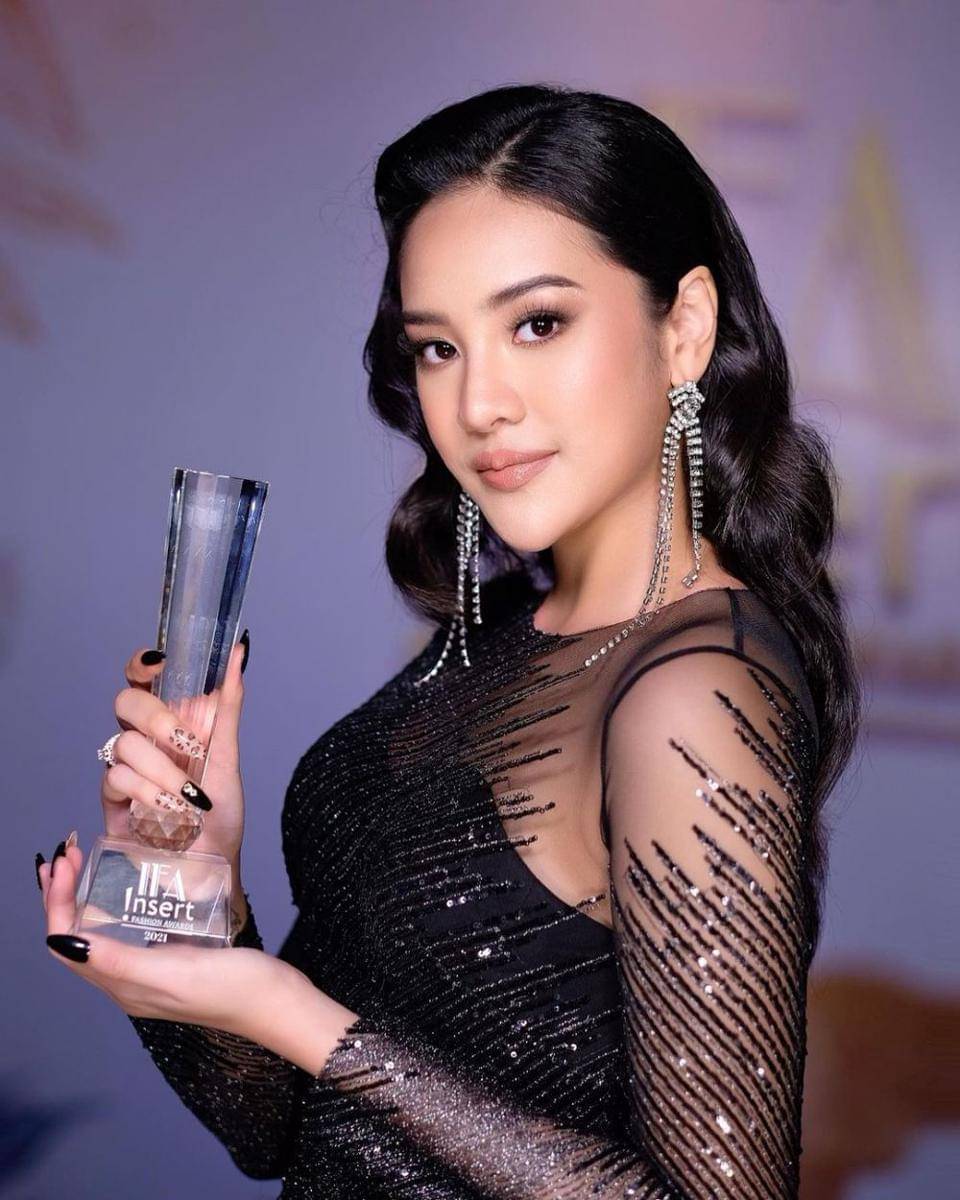 Anya Geraldine (instagram.com/anyageraldine/)