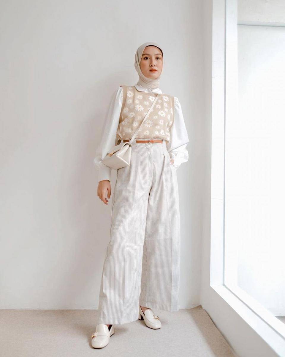 wide leg pants ala inas Rana (instagram.com/inasrana)