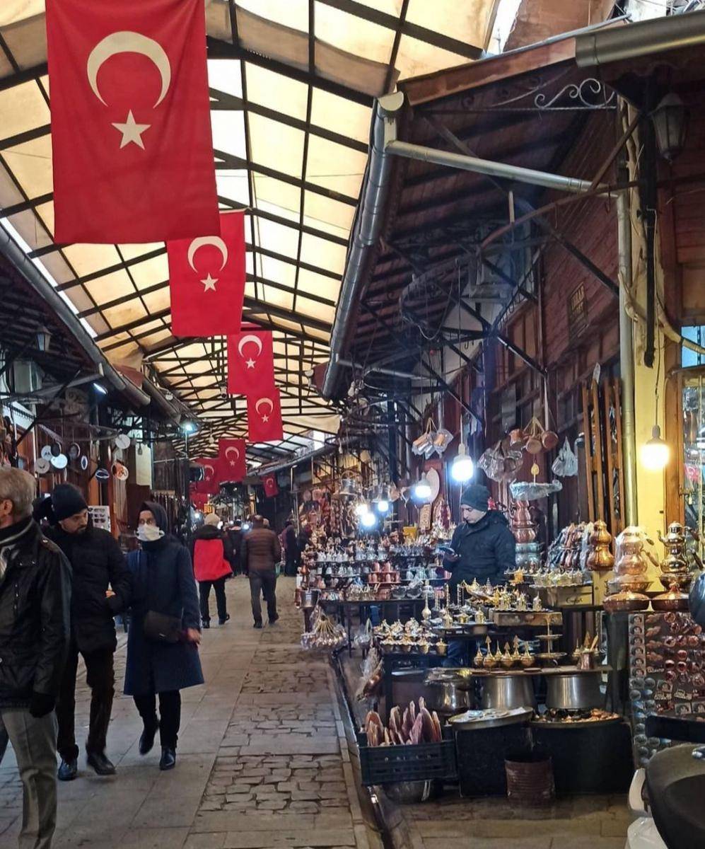 Bakırcılar Çarşısı (instagram.com/toprak_temani)