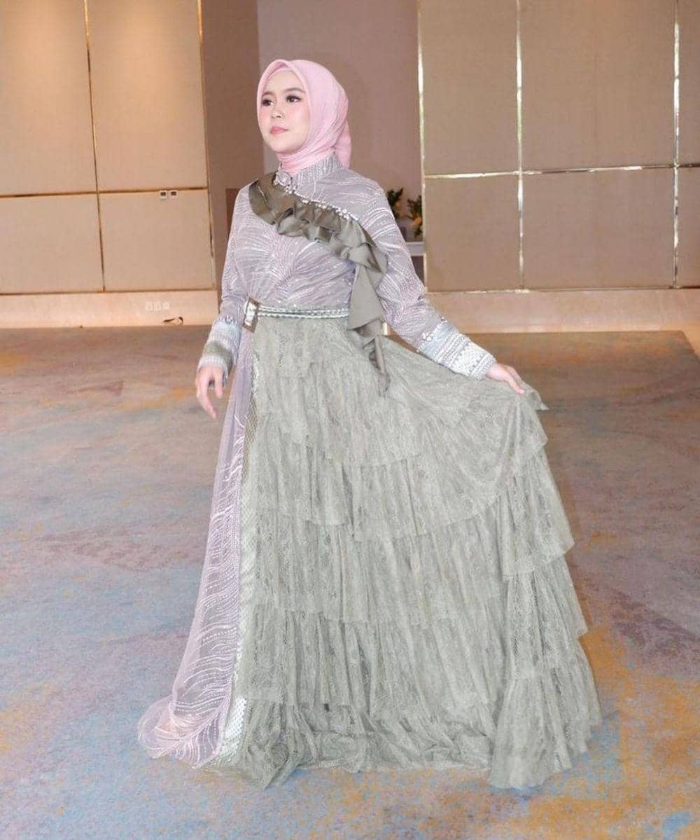 Selfi Yamma LIDA (instagram.com/lida_selfi07/)