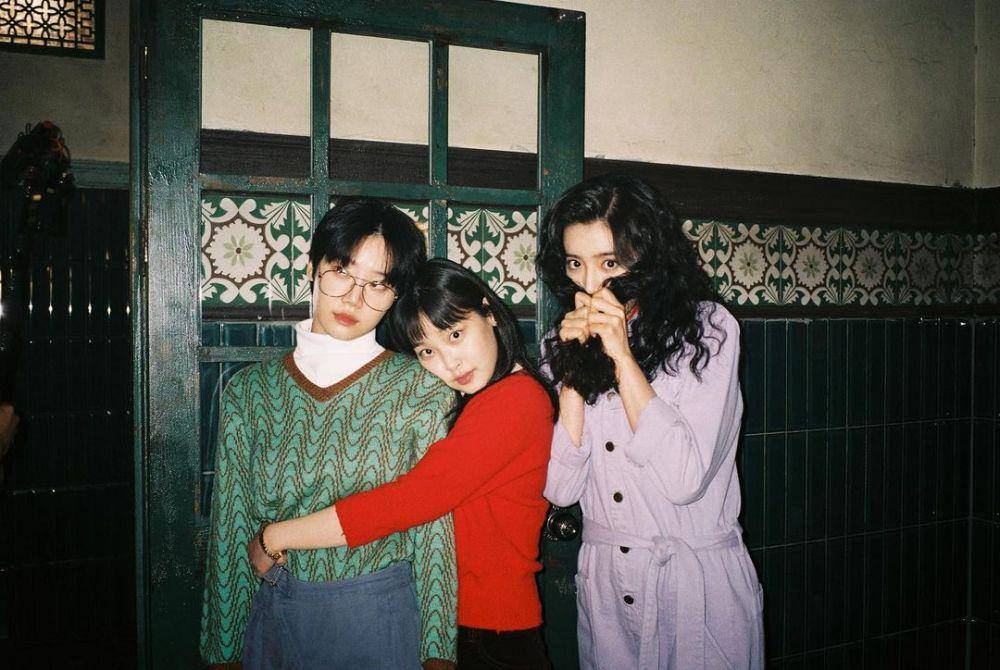 Kim Mi Soo, Choi Hee Jin, dan Jung Sin Hye  (instagram.com/bonheur_sinhye_may)