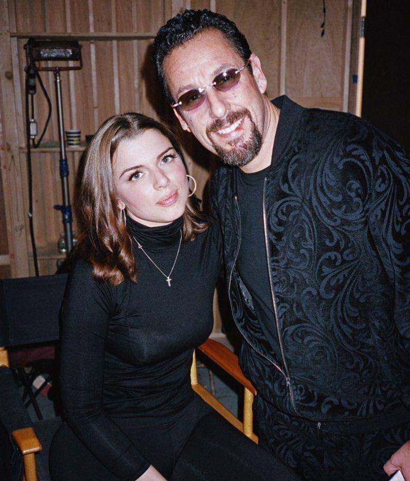 Julia Fox dan Adam Sandler (instagram.com/juliafox)