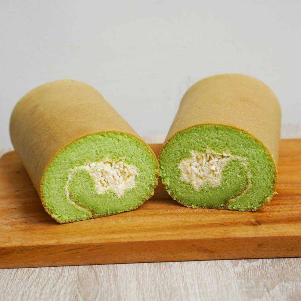 Bolu gulung pandan (instagram.com/gals.bakingdiary)