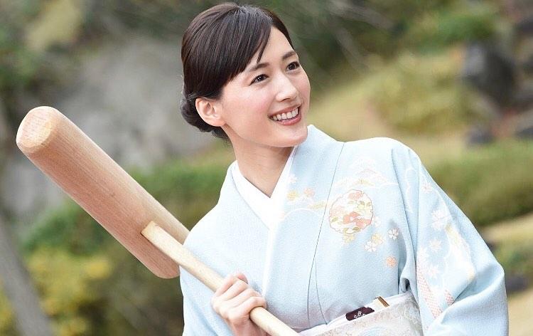 10 Potret Haruka Ayase, Siap Comeback Jadi Pengacara di Drama Terbaru