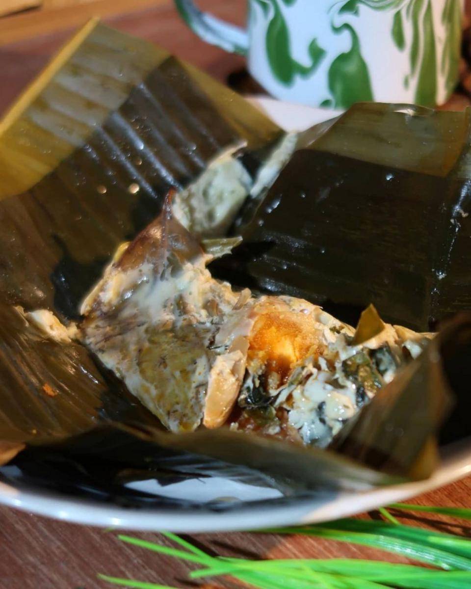 Pepes telur asin (instagram.com/madam_icip)