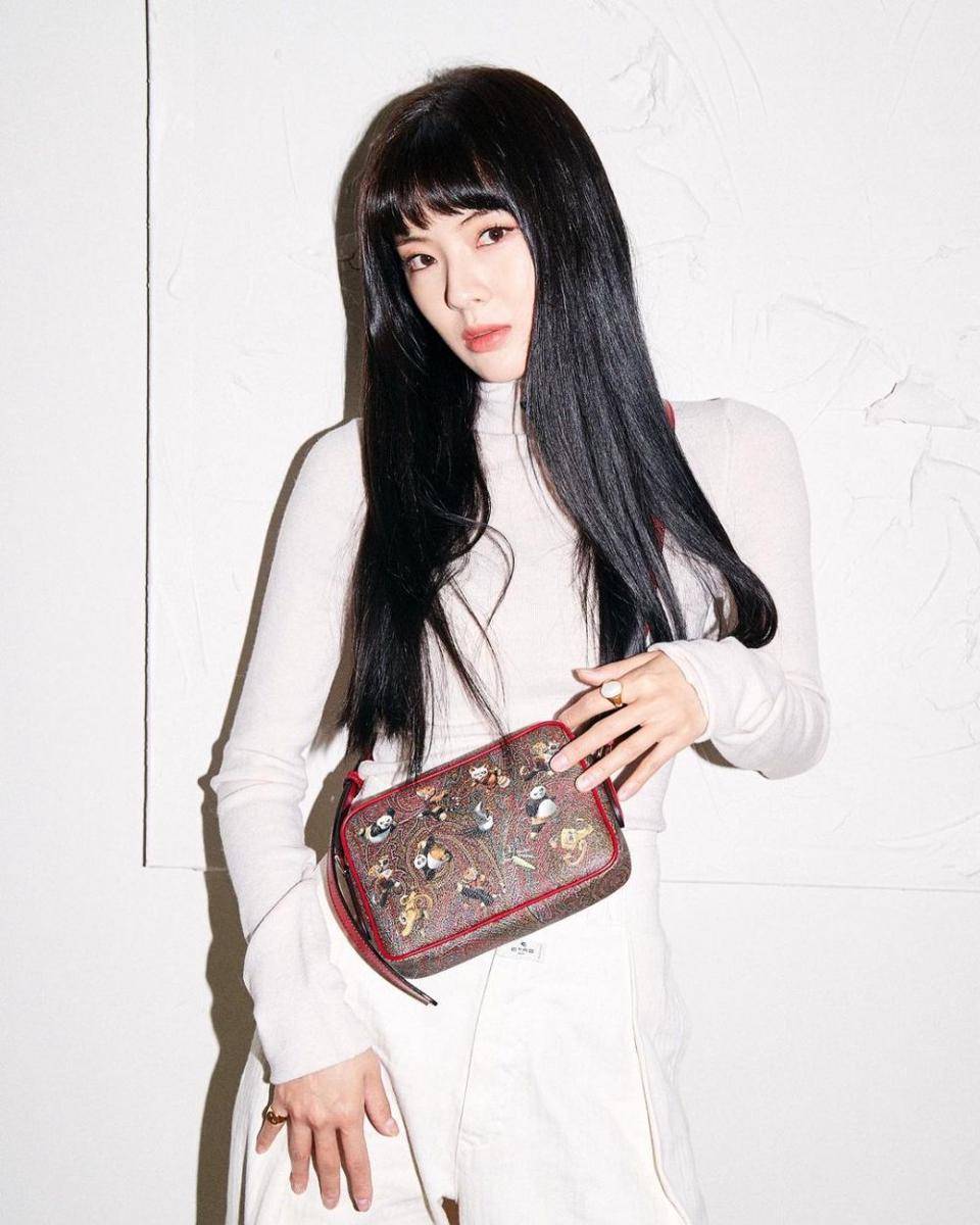 Lee Sun Bin (instagram.com/sunbin_eyesmag)
