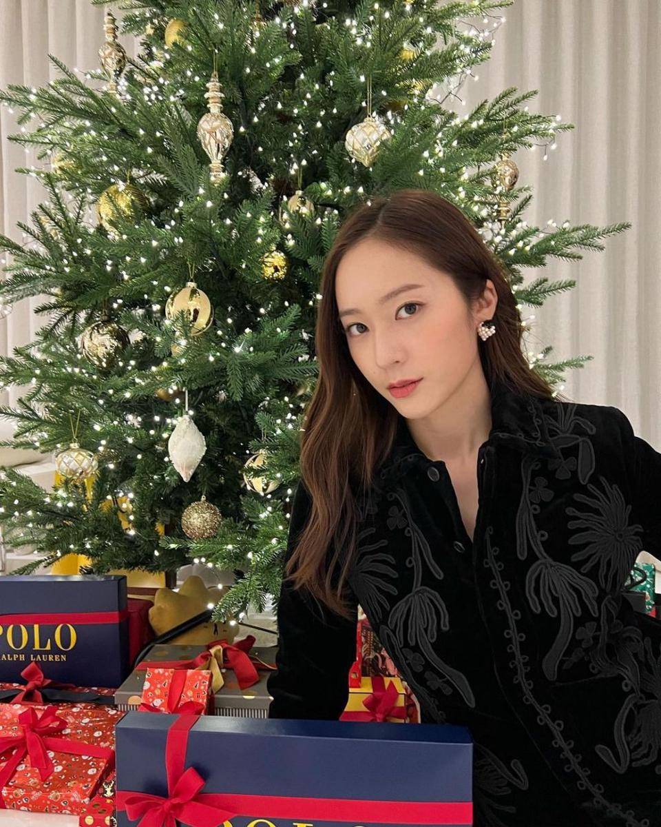 Krystal Jung (instagram.com/vousmevoyez)