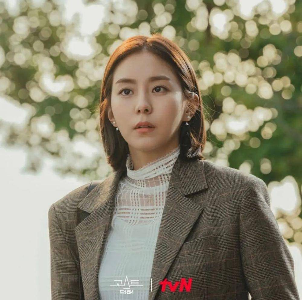 UEE (instagram.com/kim_uieing49)