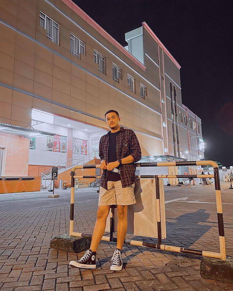 Aguswandi (instagram.com/ahgussi_)