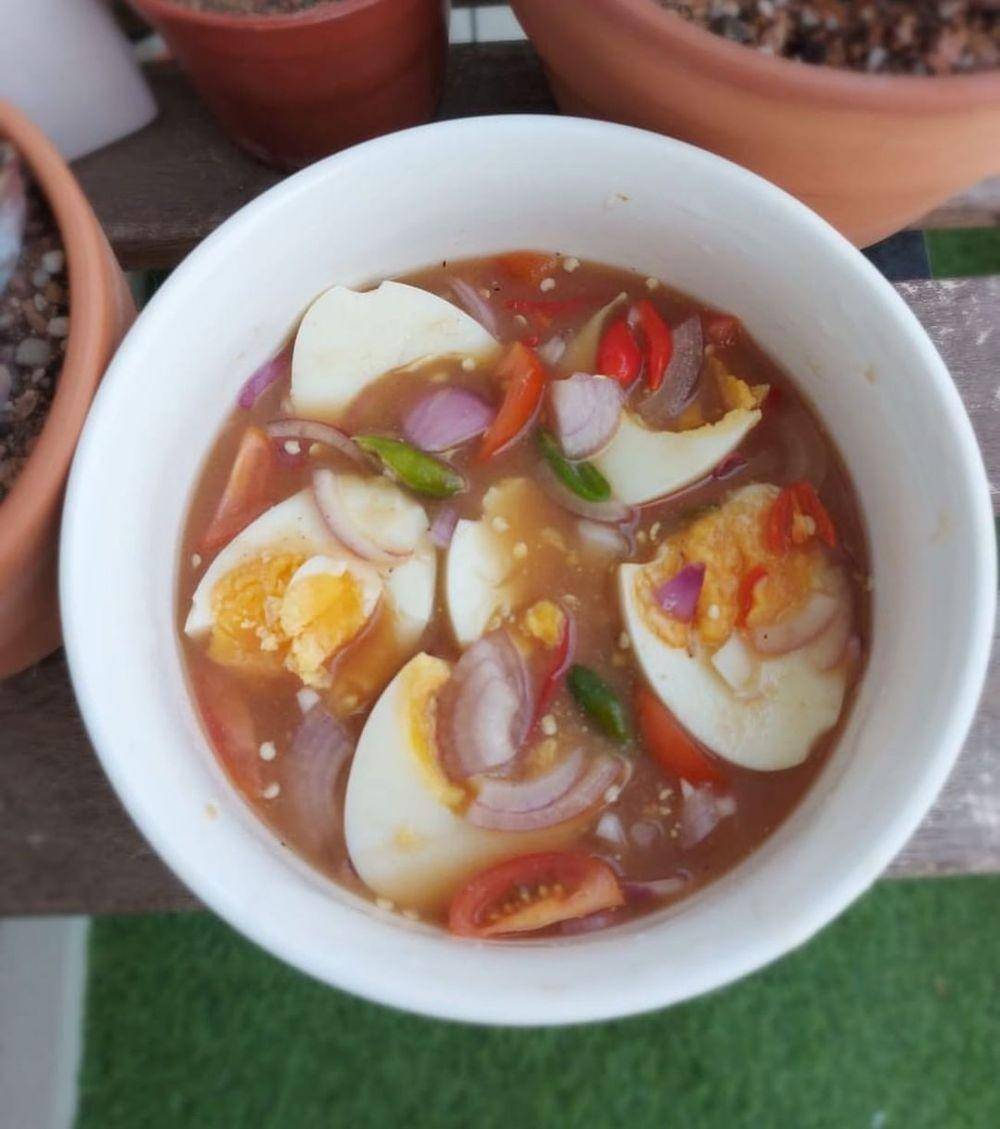 Telur rebus air asam (instagram.com/munet_rehman)