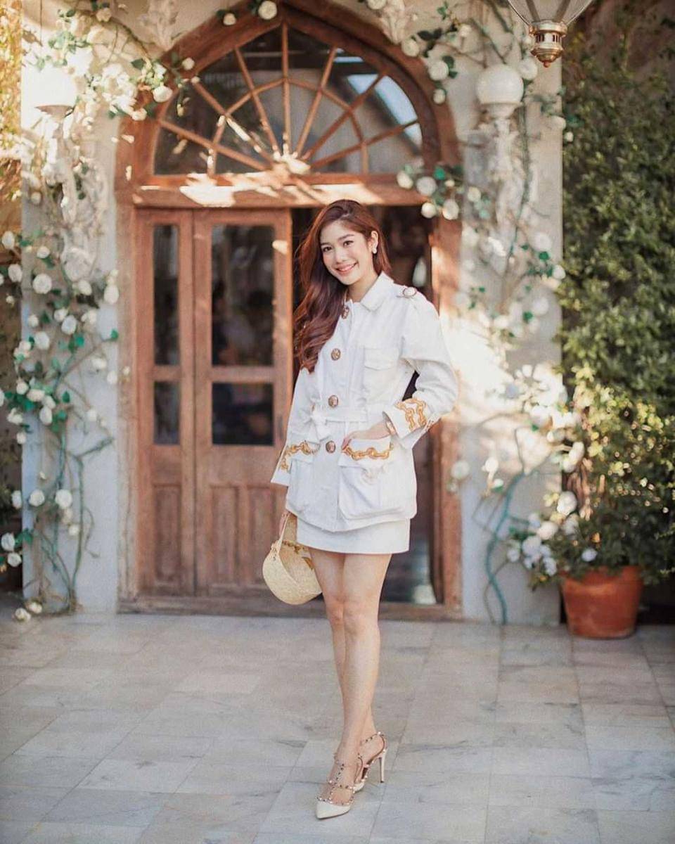 ide OOTD ala Maprang Alrisa (instagram.com/alrisaa)