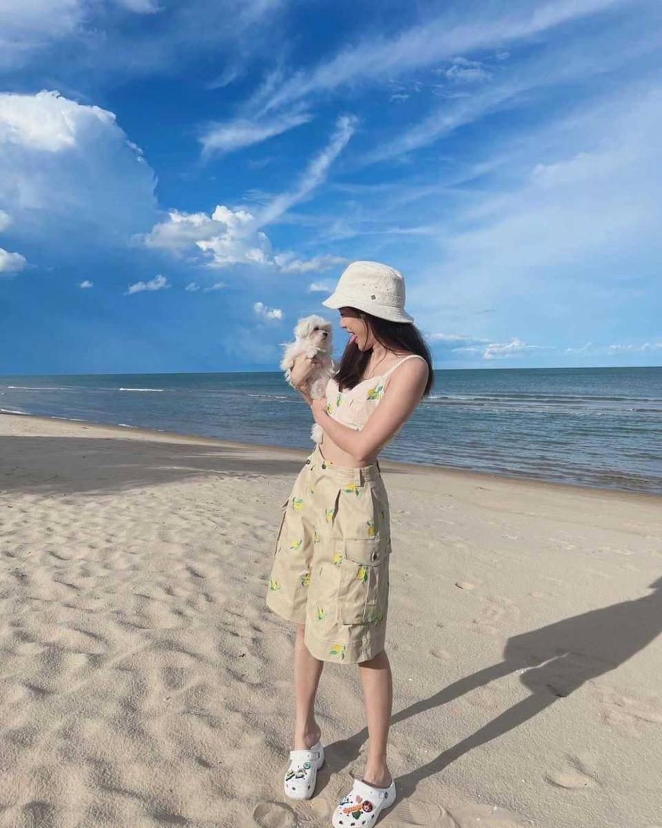 ide OOTD ala Maprang Alrisa (instagram.com/alrisaa)