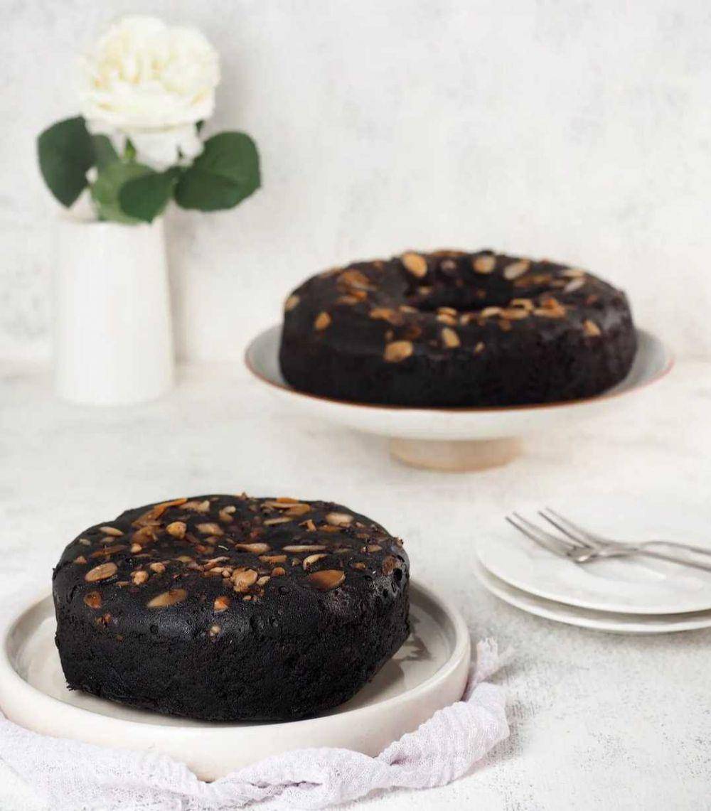 Brownies ketan hitam (instagram.com/bakulmaul)