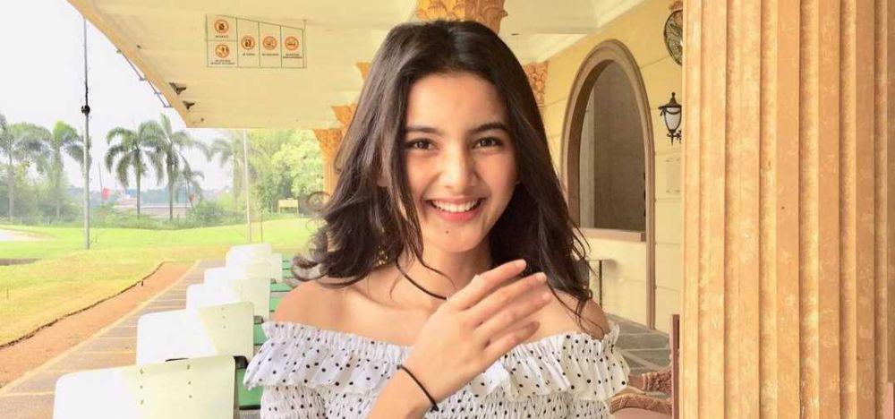9 Potret Nabila Zavira Pemain Sinetron Dari Jendela SMP New Generation