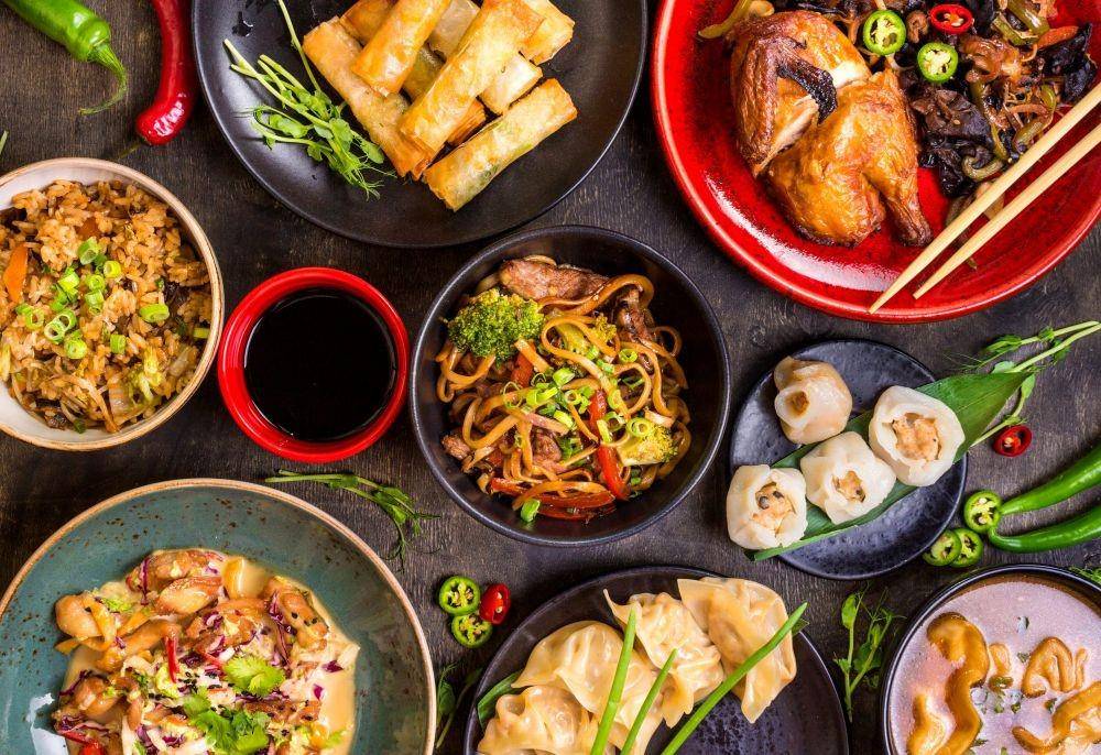 ilustrasi berbagai jenis makanan khas China (myrecipes.com)