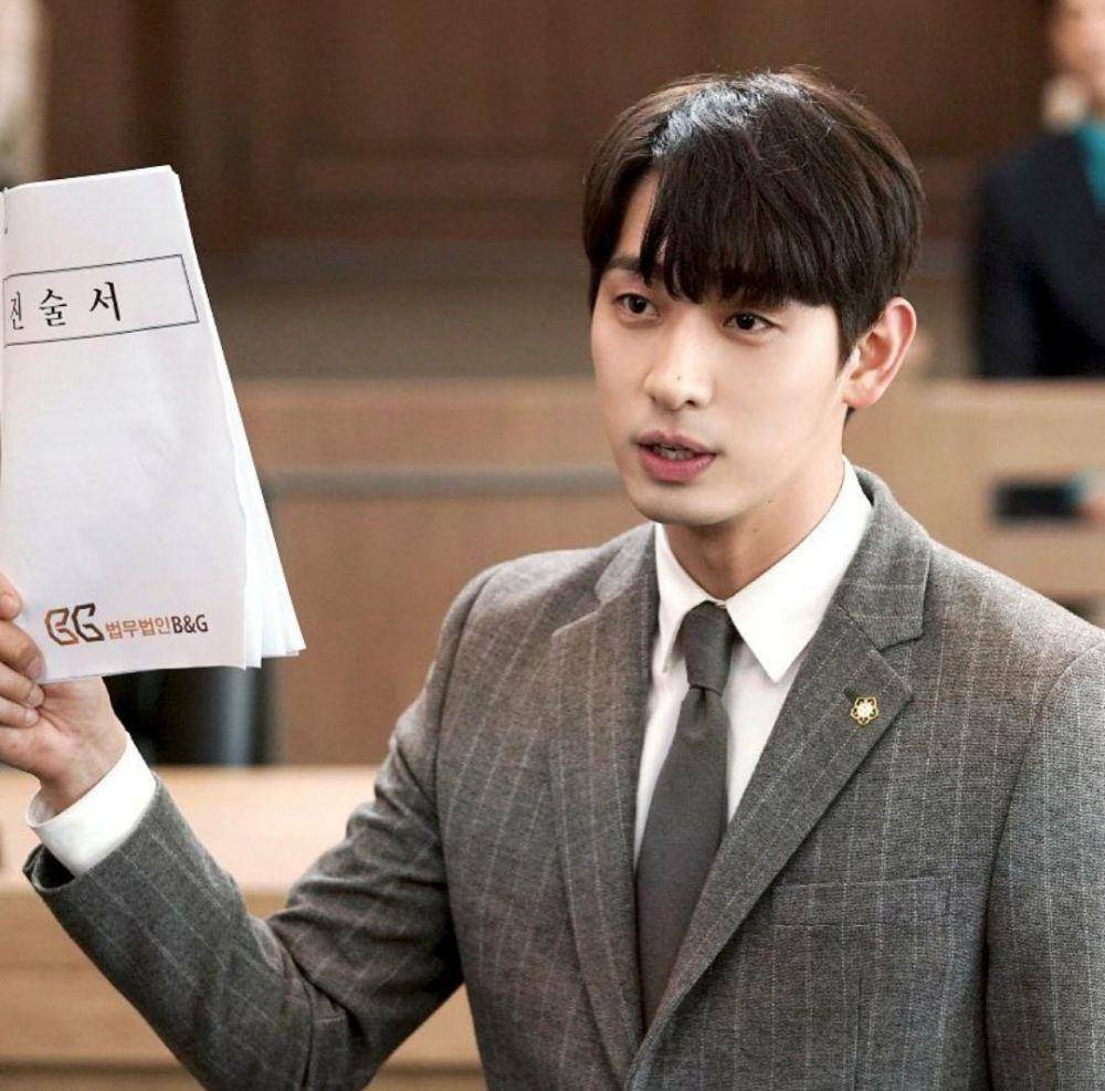 Yoon Park di drama Legal High (instagram.com/jypactors_official)
