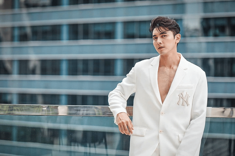 9 Potret Pon Nawasch yang Siap Kembali ke Layar Kaca