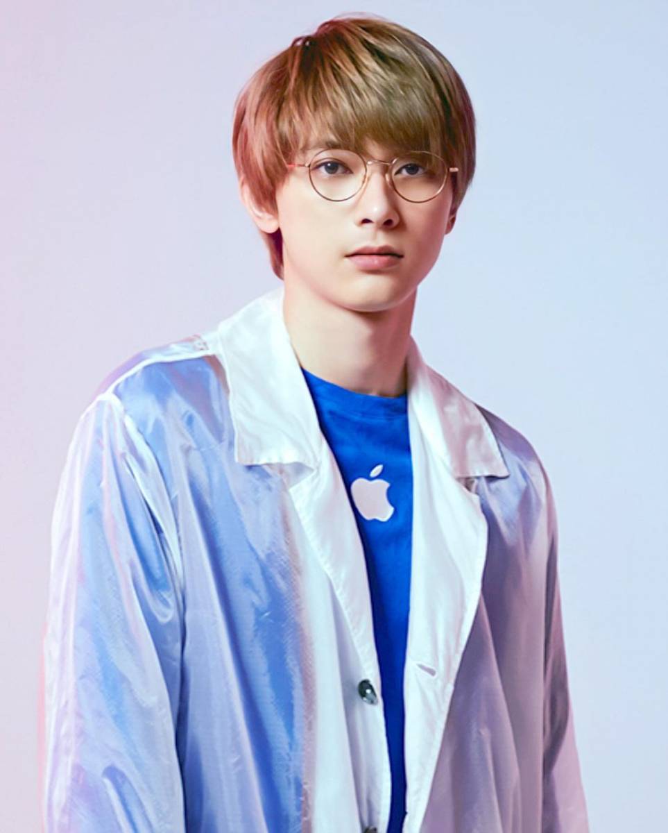 Ryo Yoshizawa (instagram.com/yszw_fan)
