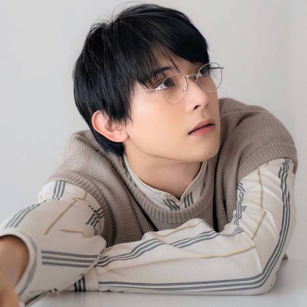Ryo Yoshizawa (instagram.com/yszw_fan)