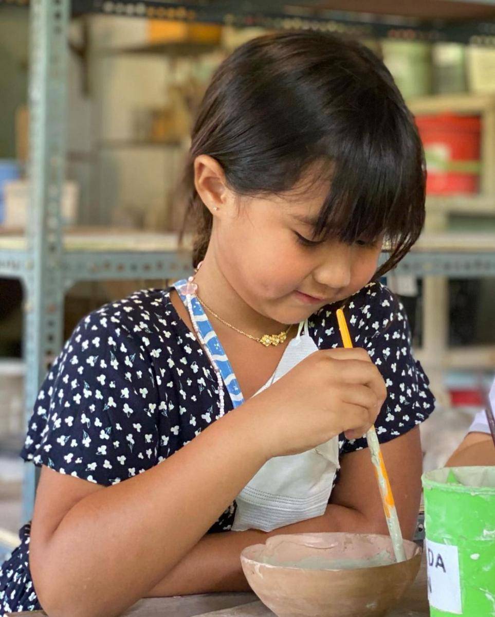 Tjokorda Sri Kinandari Kerthyasa (instagram.com/happysalma)