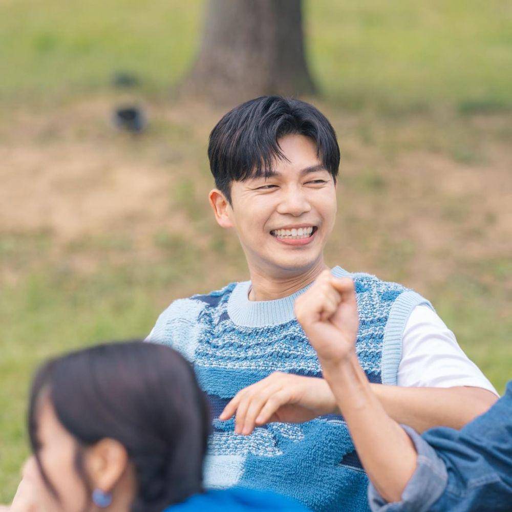 Ji Seung Hyun (instagram.com/seunghyun_1219)