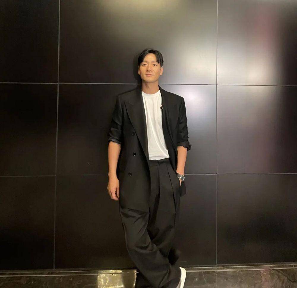 Park Hae Soo (instagram.com/haesoopark_official)