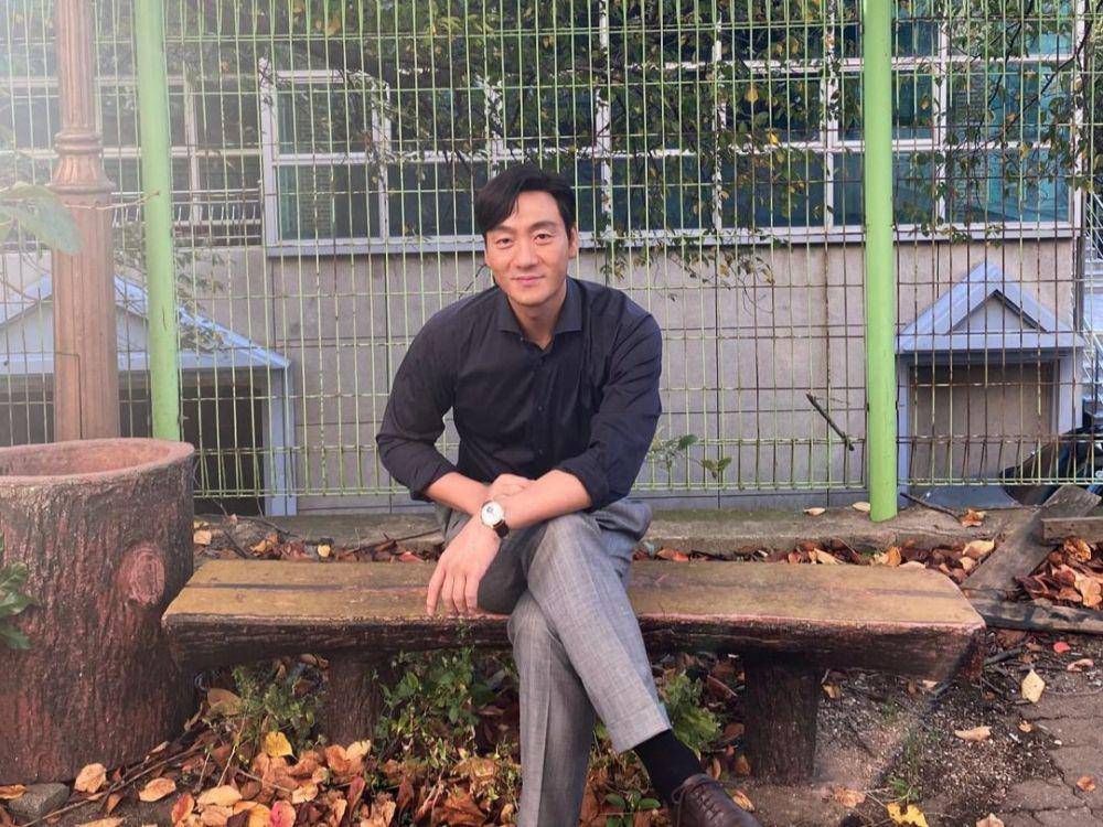 Park Hae Soo (instagram.com/haesoopark_official)