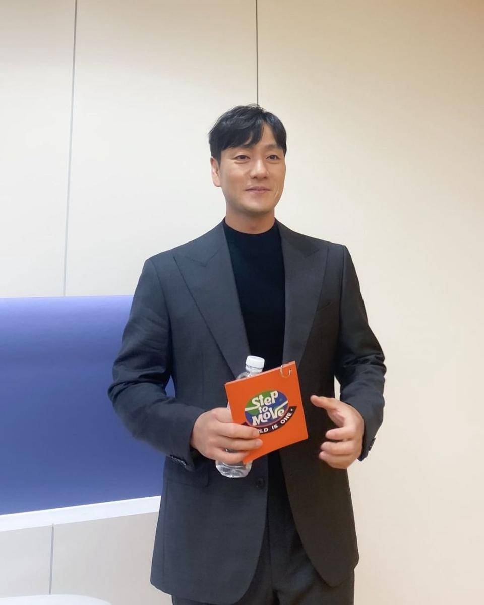 Park Hae Soo (instagram.com/haesoopark_official)