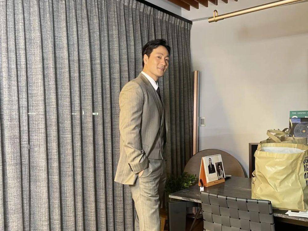 Park Hae Soo (instagram.com/haesoopark_official)