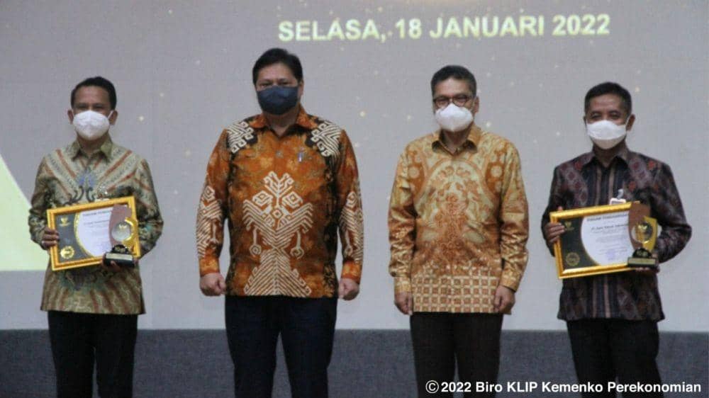 BRI Dinobatkan sebagai Penyalur KUR Terbaik 2021