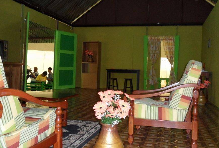 rumah Upin dan Ipin (emily2u.com)