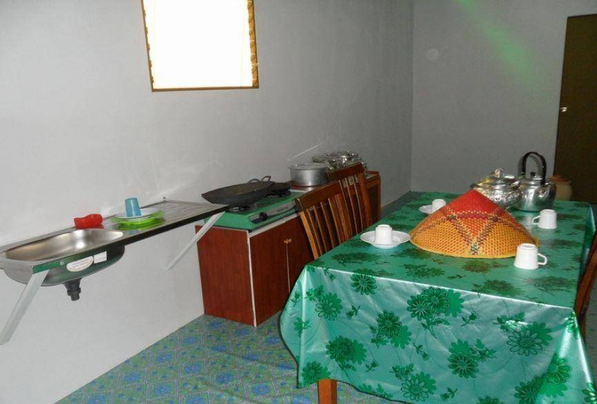 rumah Upin dan Ipin (emily2u.com)