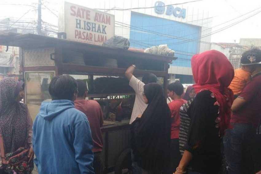 Sate Ayam H. Ishak(instagram.com/dika_3107)