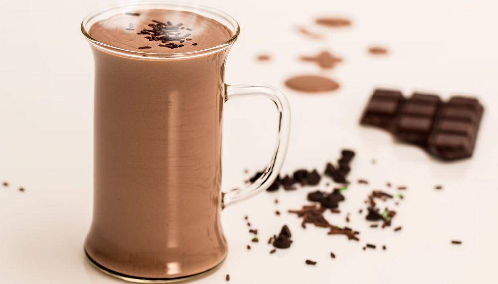 ilustrasi cokelat panas black forest (pixabay.com/Steve Buissinne)