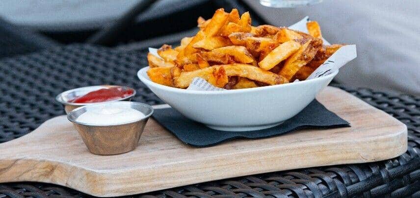 ilustrasi kentang goreng lada hitam (pexels.com/Mister Mister)