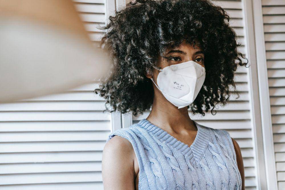 ilustrasi masker KN95 (pexels.com/Sora Shimazaki)