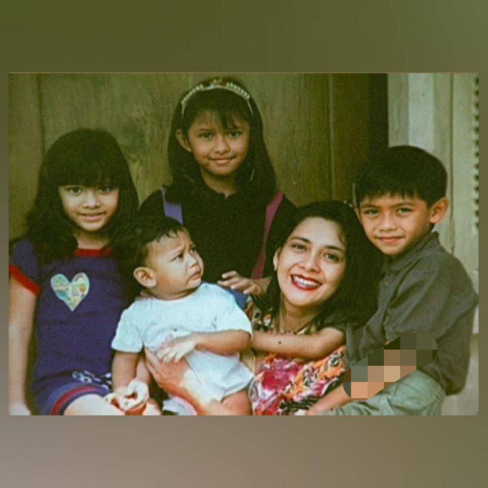 masa kecil Nana Mirdad (instagram.com/fanskeluargamirdad_)