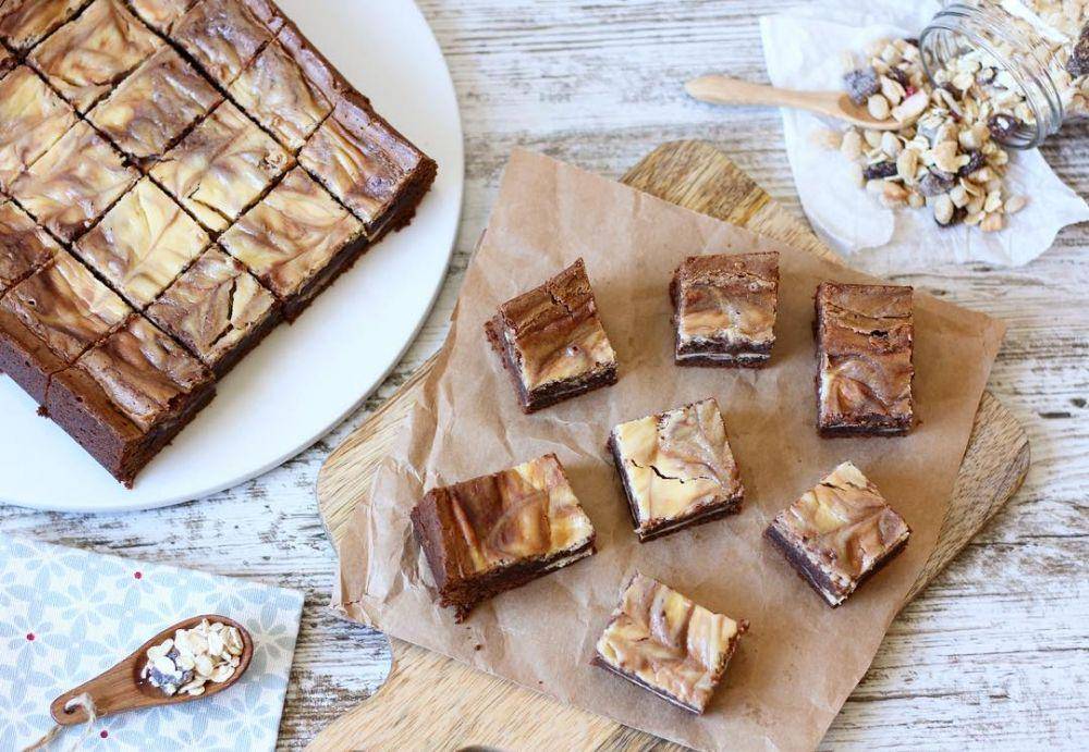 ilustrasi brownies keju (instagram.com/alicebakery)