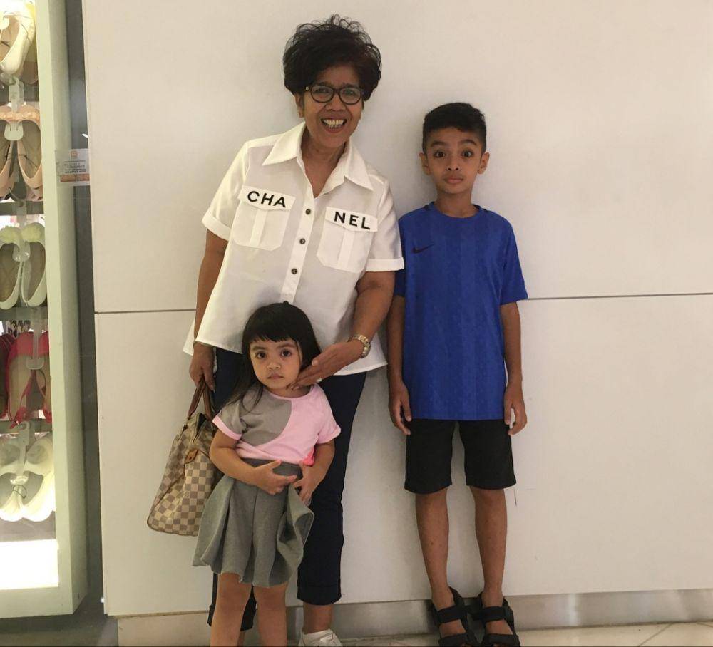potret Rita Butar-butar dan keluarga (instagram.com/ritabutarbutar16)